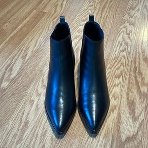 MARC FISHER Yale Pointy Toe Chelsea Bootie, Black, Size 7.5